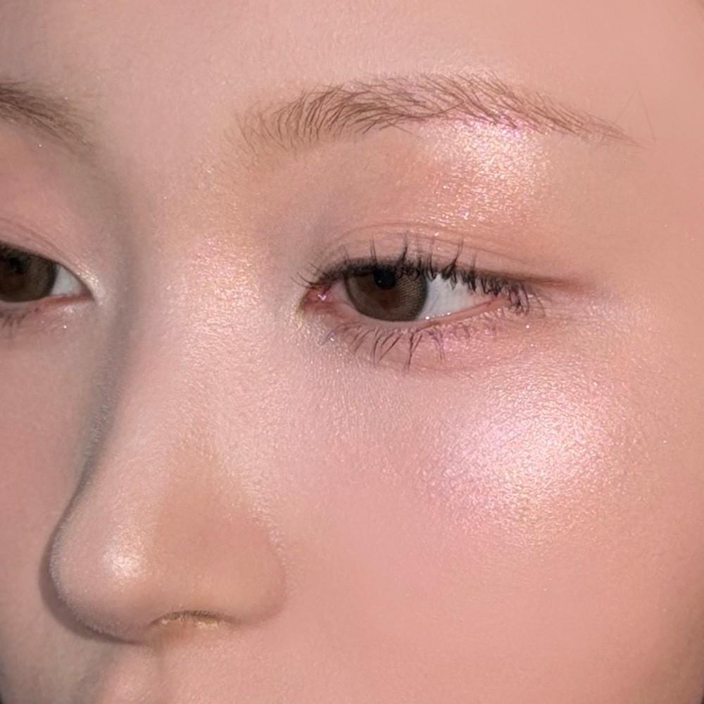 

грязь. Хайлайтер для лица Face Fill Volumer 4,8 г P04 Serenade