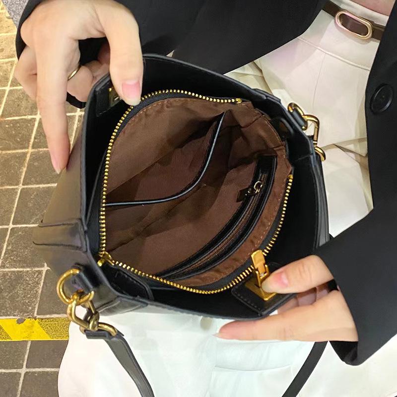 Satteltasche Damen High End Neue Echtleder Umhängetasche Leichte Luxus Textur Nische Schultertasche Damen