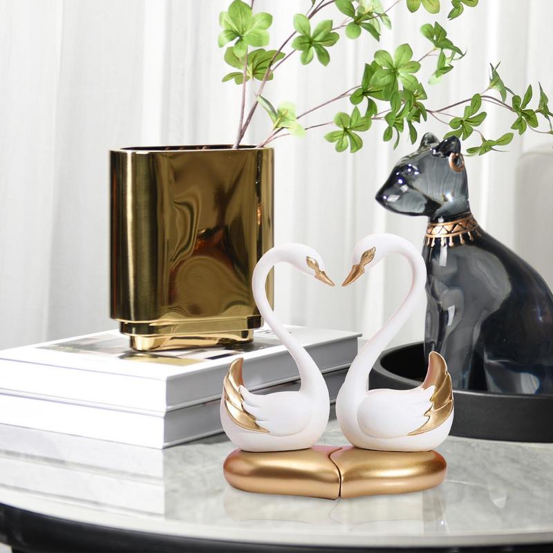 Swan Statue Desktop Decoration Resin Animal Statue Model Desktop Ornaments Decoration Suitable for Home Desktop Decoration