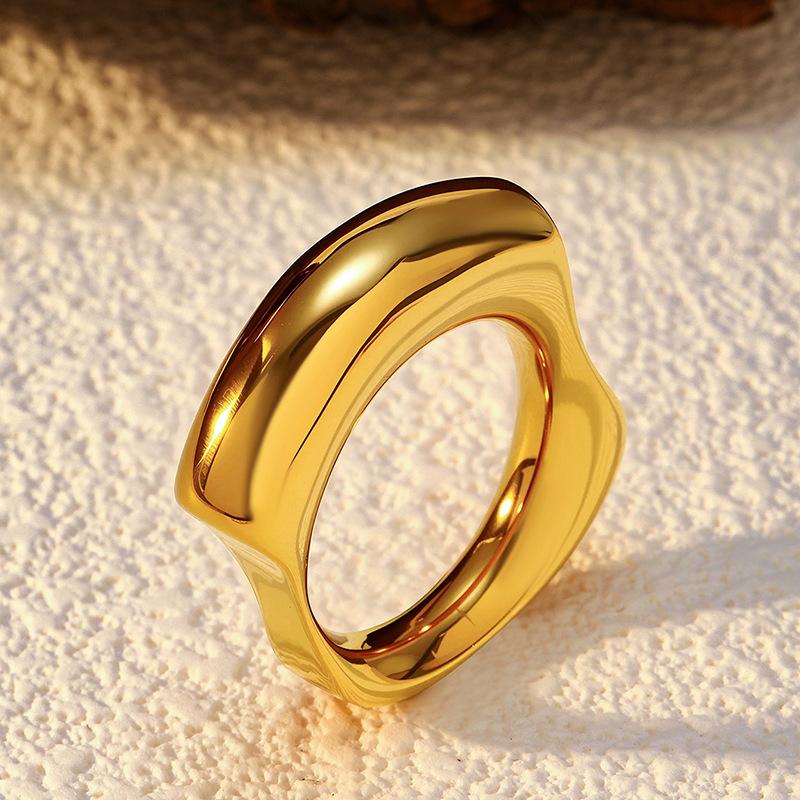 European and American retro niche ins stainless steel ring temperament light luxury embossing irregular closed titanium steel ring