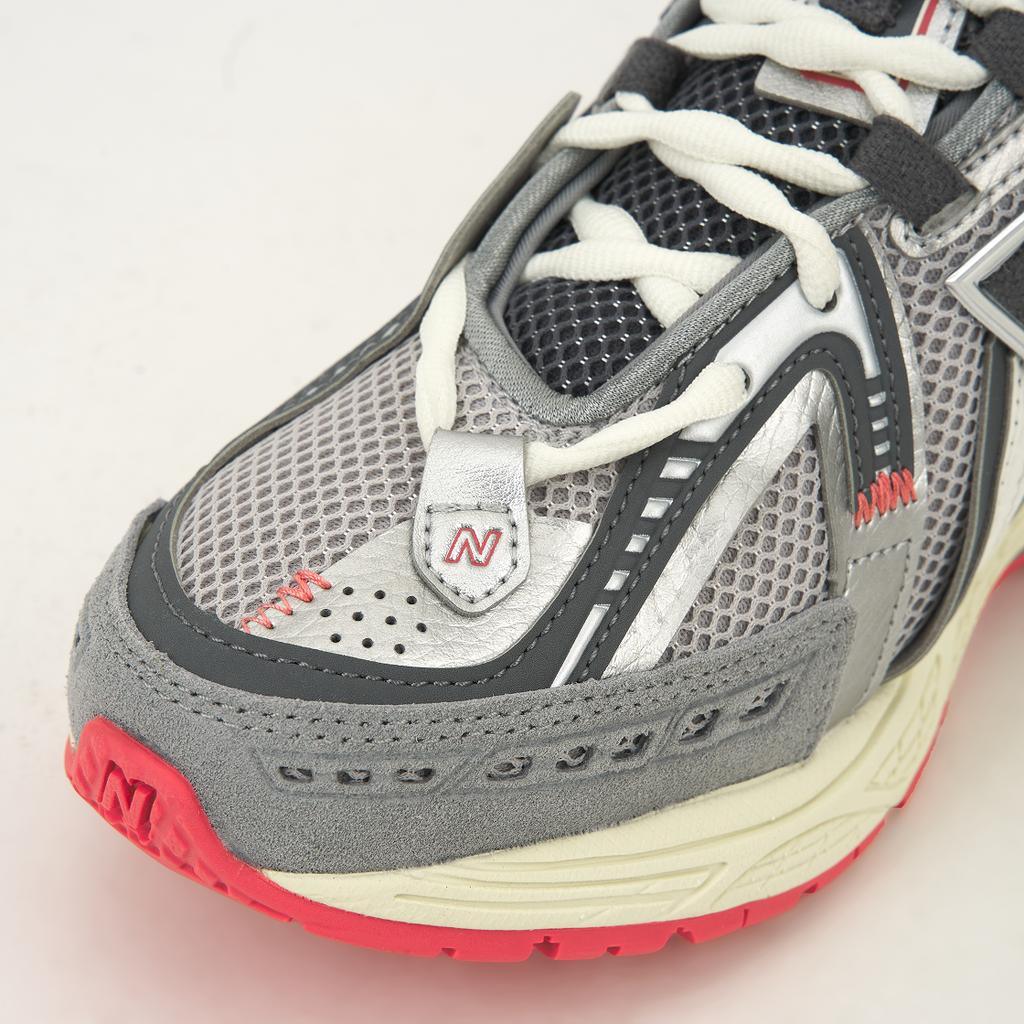 New Balance 1906A Šiferio pilki Lietaus debesies raudoni unisex sportbačiai U1906AC