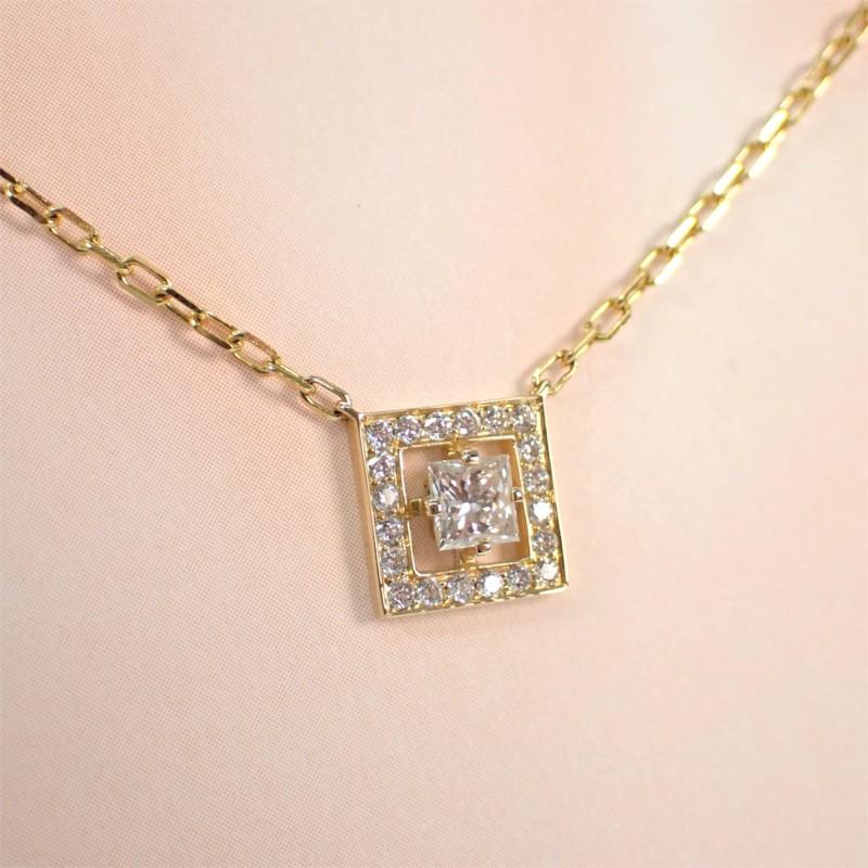 Boucheron  Necklace K18 yellow gold Women