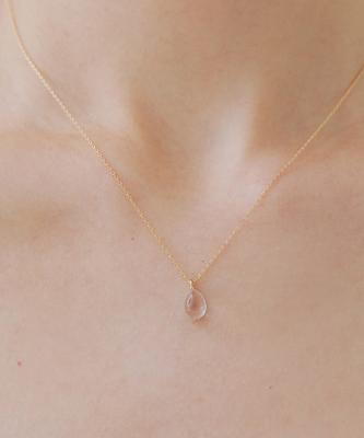 Ordor Teardrop Clear Quartz Necklace