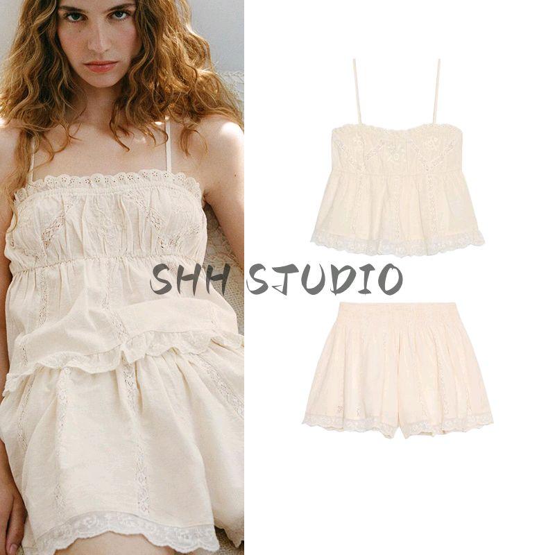 Embroider Elastic Straight Collar Sling Tops 0881048 Embroider Fashion Comfort and Casual Shorts 0881403