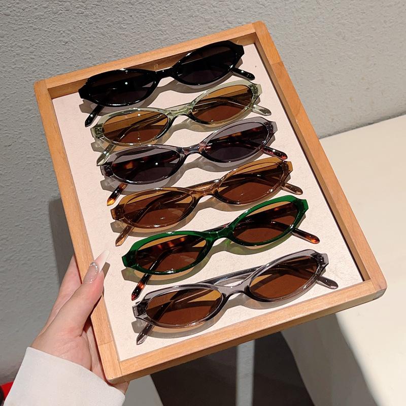 New Narrow Oval Sunglasses Women Fashion Outdoor Shades Trendy Luxury Brand Design Vacation Casual Sun Glasses Lentes De Sol