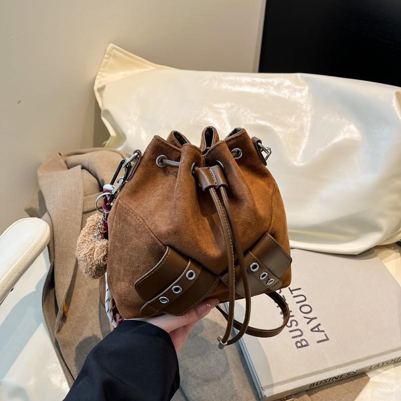 Korean Niche Design Drawstring Bucket Bag Women s Retro Suede Commuting Shoulder Cross-body No pendant