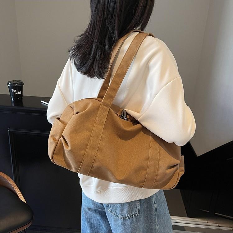 Casual canvas bag, short-distance travel bag, large-capacity sports fitness bag, versatile hand carry messenger duffel bag