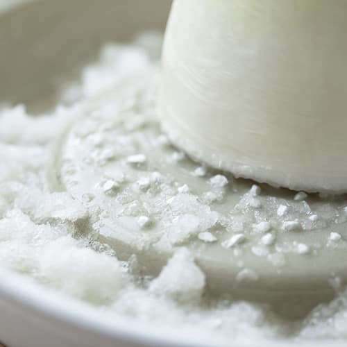 &NE Iwami-yaki Grater, Large, Hare to Ke x Motoshige, White, 18cm Diameter x 4cm Height, Made in Japan, Ceramic, One-Handed Grinding, Non-Slip, Microw