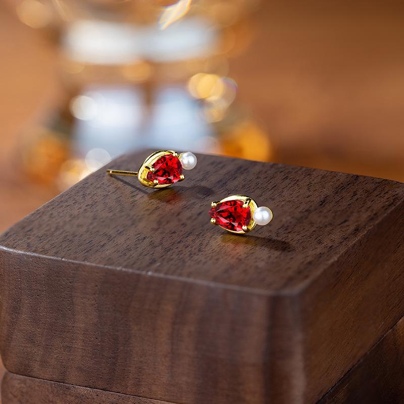 Cercei cu zirconiu roșu strălucitor, cu picătură de apă, cercei pentru femei, cu temperament retro, imitație de perle