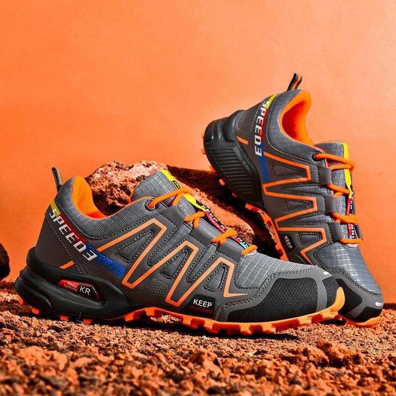 Outdoor hiking shoes men's new summer breathable non-slip climbing shoes lightweight travel shoes large size sports hiking shoes