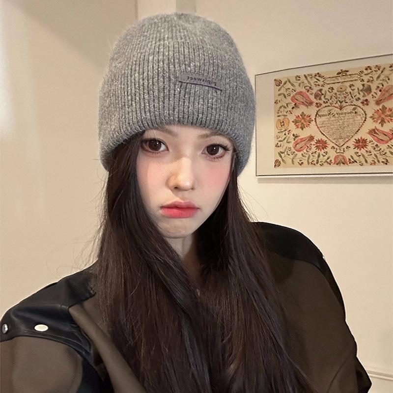 Rabbit Fur Knitted Hat Women's Autumn and Winter 2025 New Big Head Circumference Warm Thickened Wool Hat Showing Small Face Gray Cold Hat
