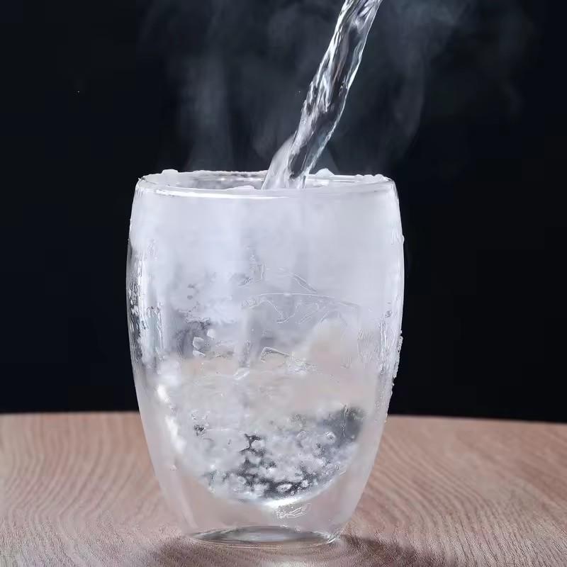 Für 2/4/6 Stück doppelwandige isolierte Hitzeglas Espresso Tassen 350ml Isolierte Thermoglas Kaffeetasse für Tee/Saft/Milch, Latte