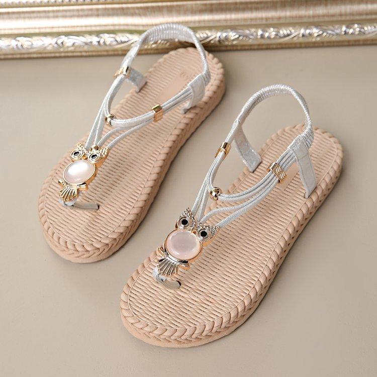 

Korean version of women s shoes 2025 summer new bohemian owl beaded slope heel sandals toe beach women spot 43 серебряный