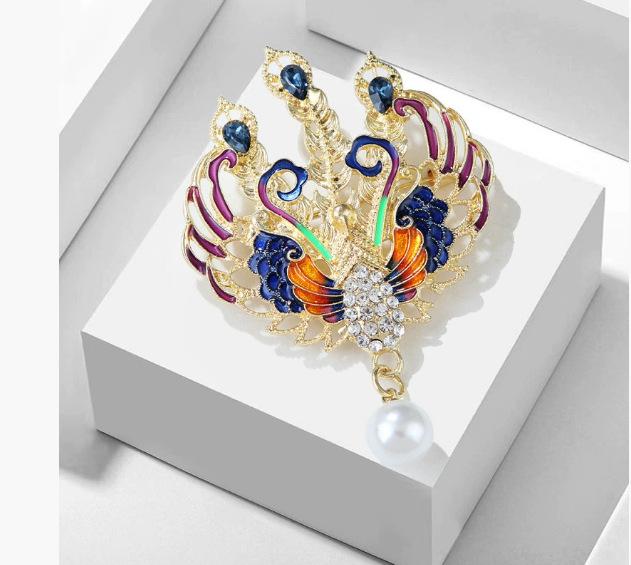 Colorful Retro Peacock Brooch Creative Pin  Personalized Jewelry Accessories Y2K Fashion Party Clothing Trend Gift