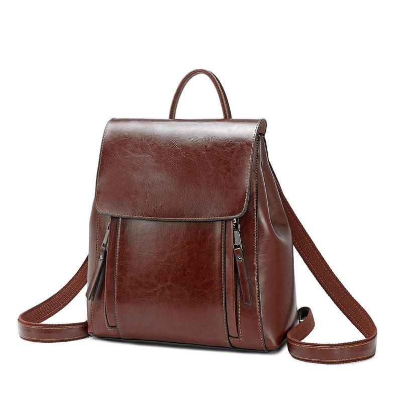 A Retro Oil-wax Leather Backpack for Women, A Fashionable Schoolbag for Female College Students