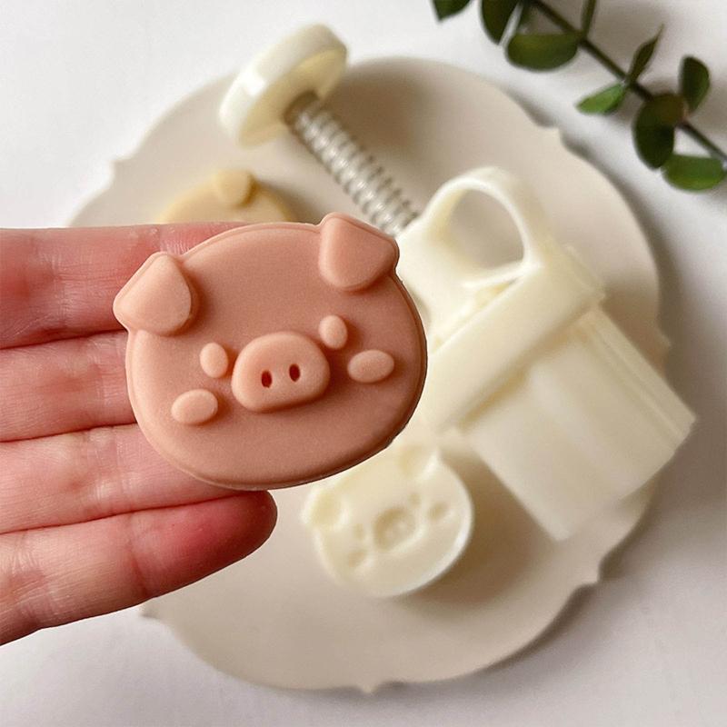 Plastic Material Mooncake Molds Stamp Moon Cake Mould Cartoon Pig Shaped Molds