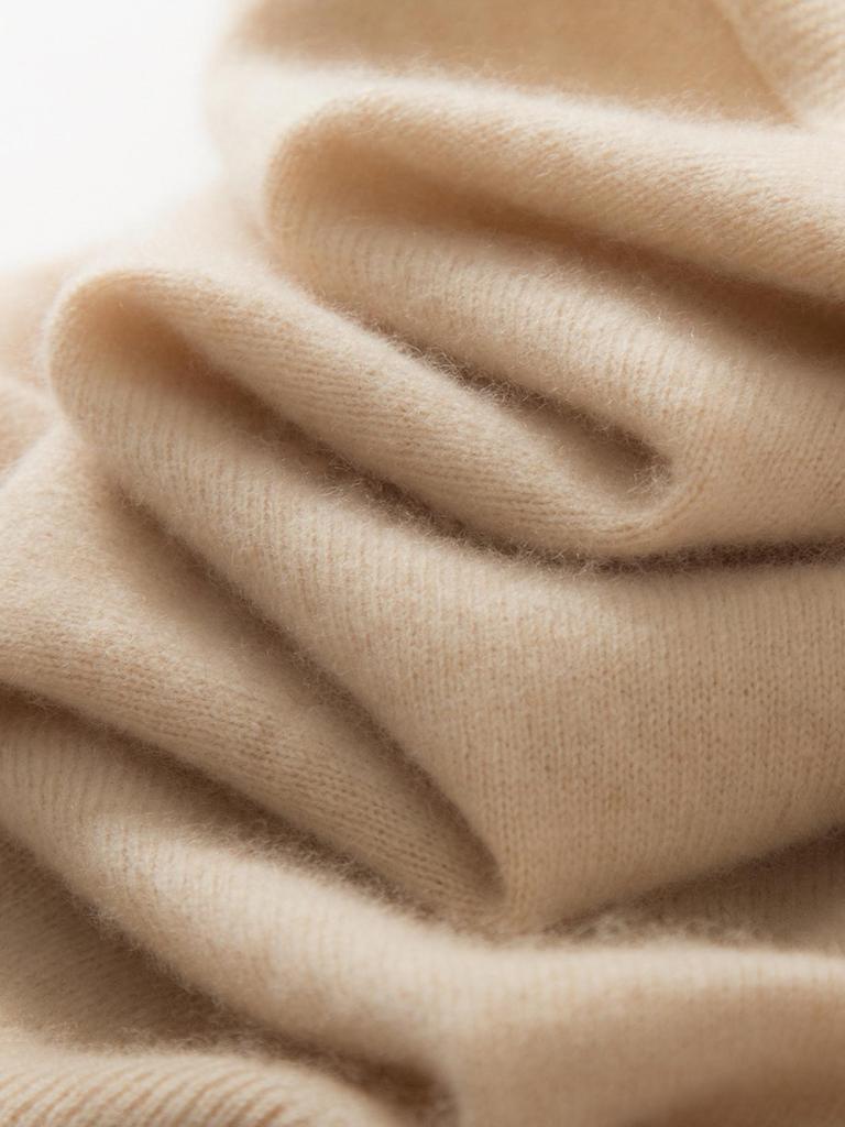 2026 Autumn/Winter Women's V-neck Cashmere Sweater – Loose, Lightweight Knit Top