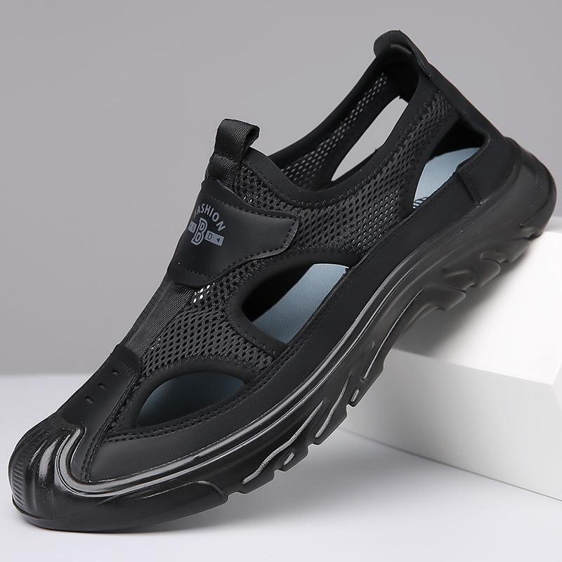 Fashion Baotou Sandals Breathable Men Shoes Mesh Outdoor Men Hollow Sandals Antiskid Beach Sandals Flats Footwear Zapatillas Hombre