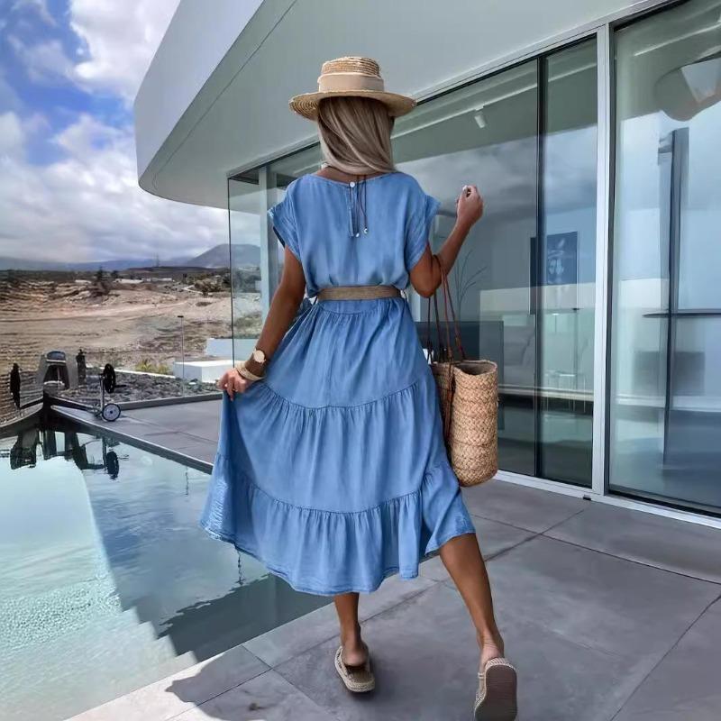 Dámské jarní plisované jednobarevné šaty s kulatým výstřihem, krátkým motýlkovým rukávem, ke kolenům, s vysokým pasem