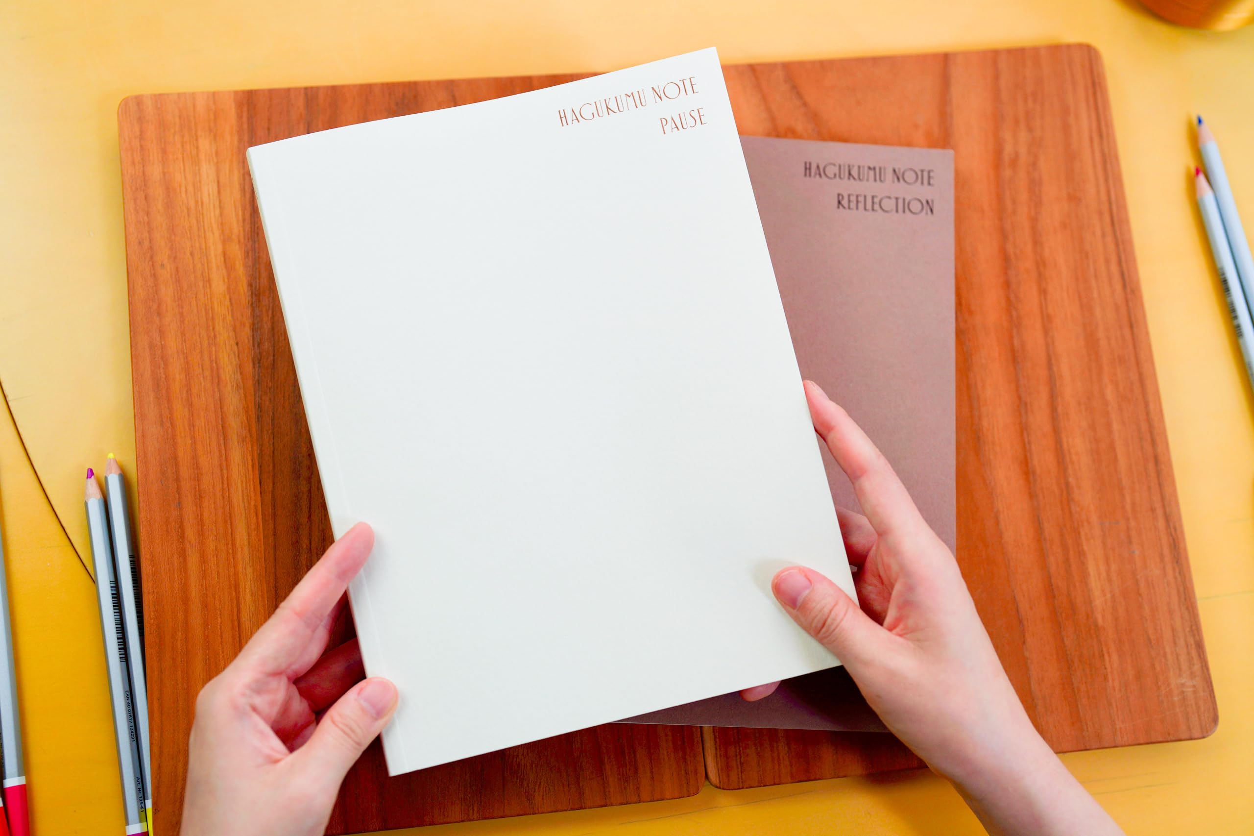 HAGUKUMU NOTE - PAUSE - Journaling Notebook Journal Self-exploration Career Planning Notebook Recording Book for Pausing Time Life starts moving from