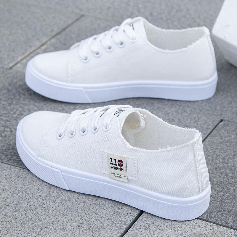 Frühlings- und Herbst-Segeltuchschuhe neue vielseitige flache Stoffschuhe Sommer dünne einzelne Schuhe Studentinnen Boardingschuhe