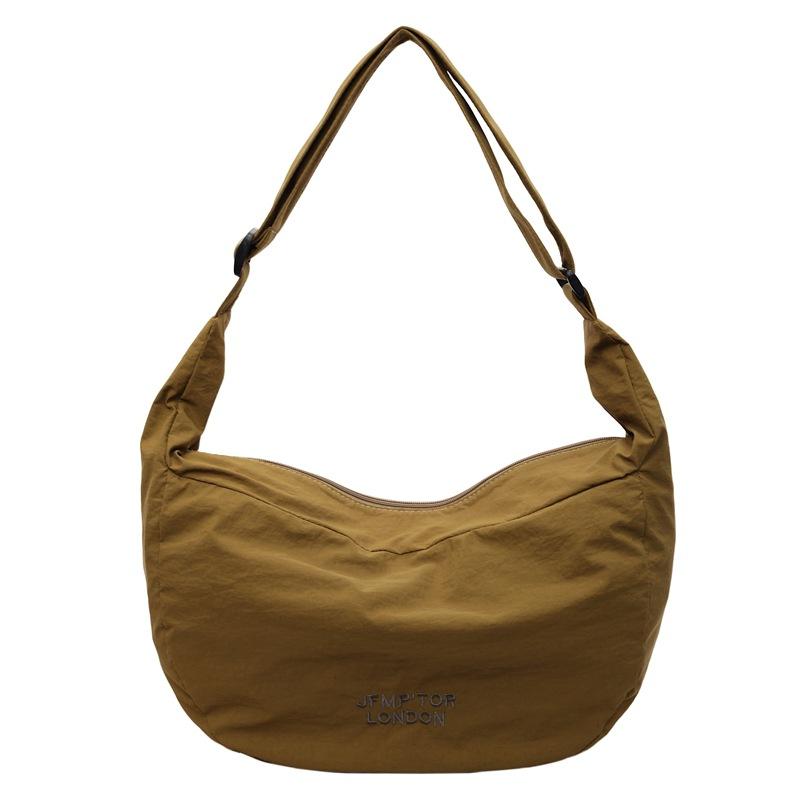 Commuter Large-capacity Bag Women 2025 New Simple Shoulder Bag Fashion Casual Messenger Cloth Bag Dumpling Bag