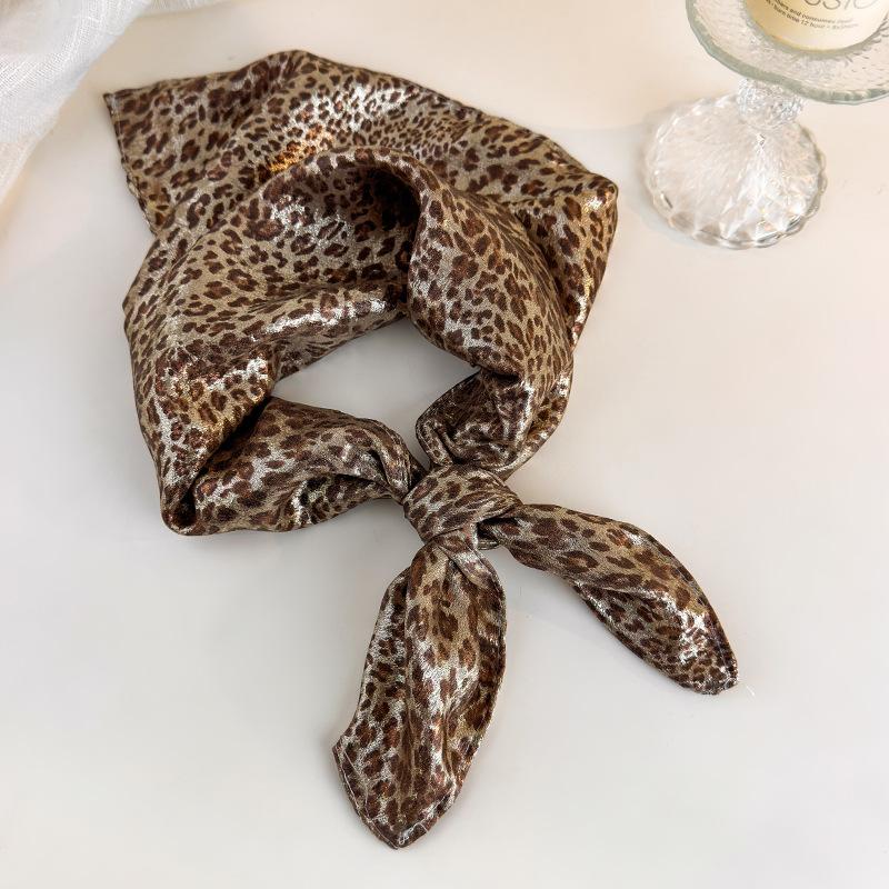 American Retro Hottie Silver Headscarf Female Sweet and Cool Personality Versatile Y2k Hip-hop Hip-hop Square Scarf