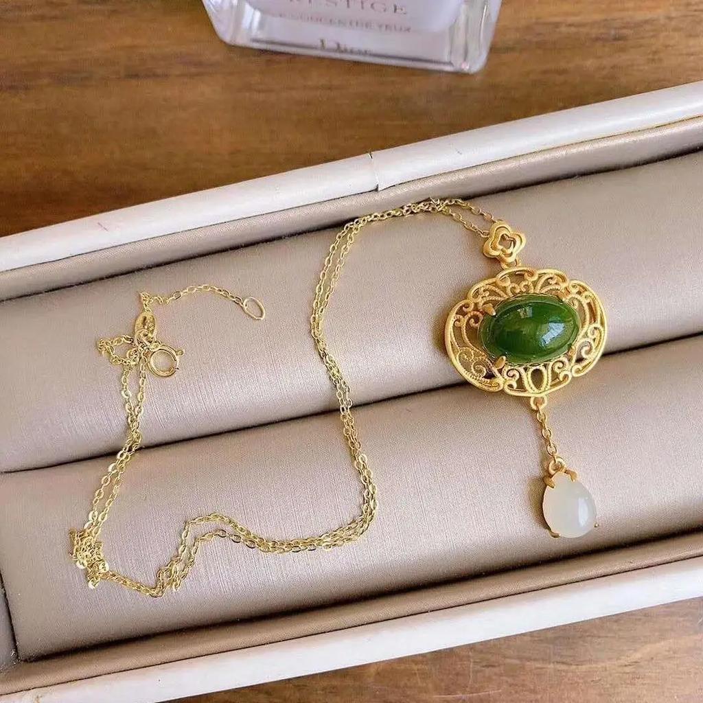 Designer Original New In Natural Hetian Jade Necklace Retro Exquisite Pendant Elegant Charm Lady  Clavicle Chain Jewelry