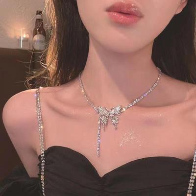 Collana Clavicola Nappa Farfalla Diamante per Donna - Lusso, Versatile & Elegante