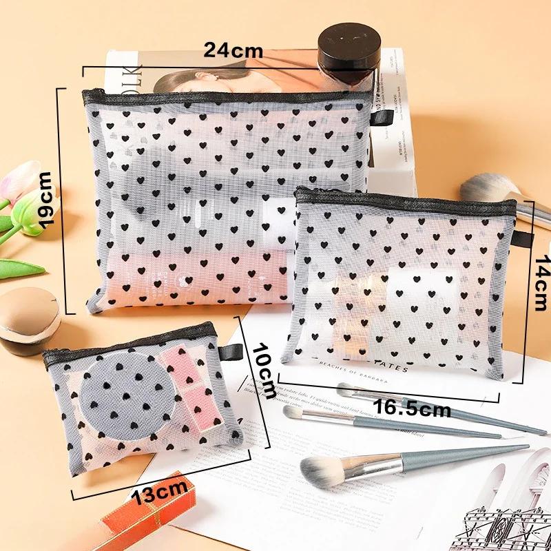 

1Pcs Hot Mini Transparent Heart Makeup Bag Women Portable Lipsticks Cosmetic Storage Pouch New Clear Cute Small Make Up Bag S 13x10CM