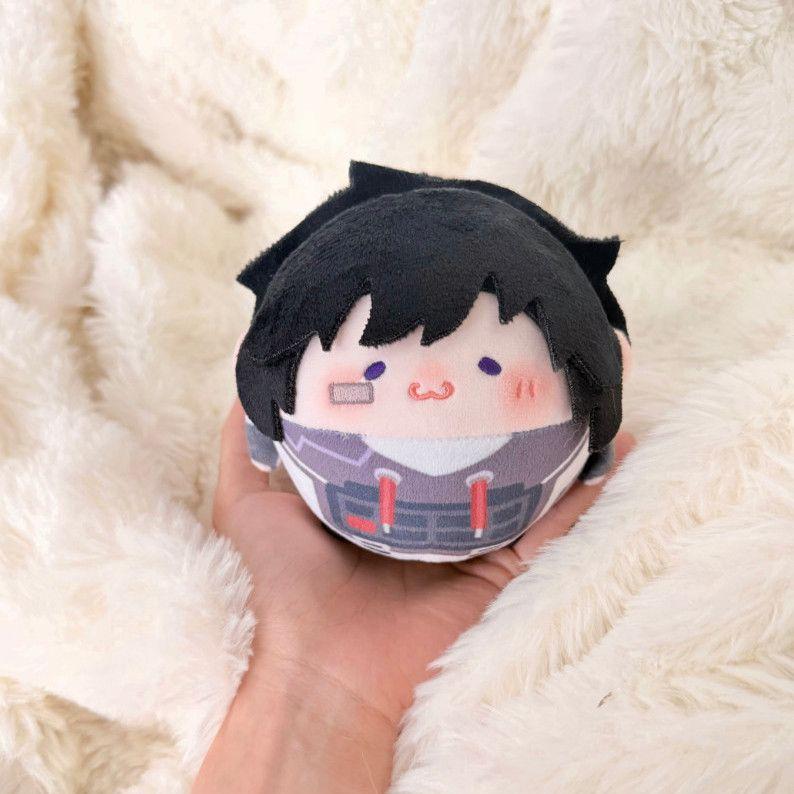 | Poupée en Peluche Mignonne Ronde en Forme d'Œuf de 10 cm, Style Jeu Valorant & Anime, Jouet en Peluche Doux, Cadeau de Collection About 10cm