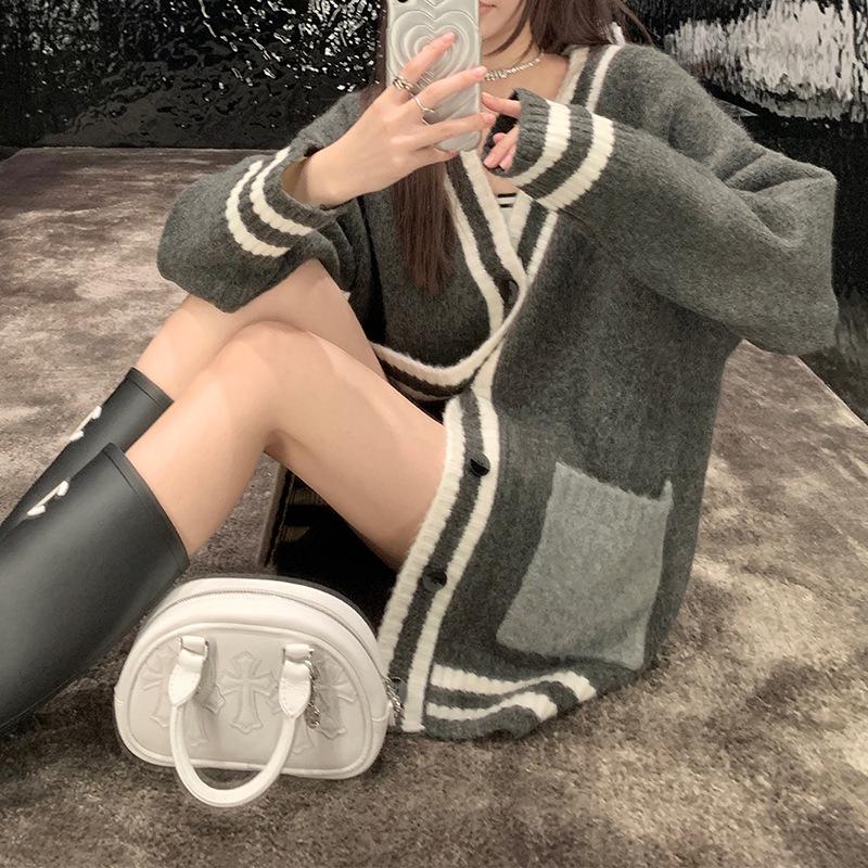 Retro Hong Kong Red Cable Knit Loose Sweater - Women's New Year Pullover