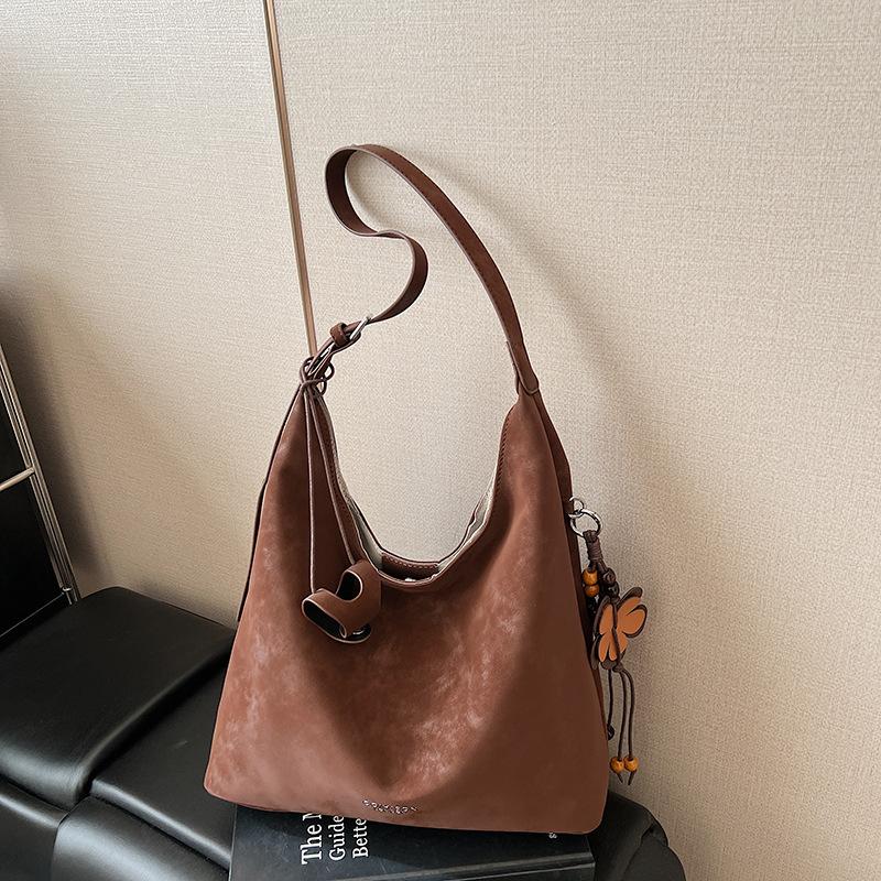 

Retro simple new bag women s fashion casual personalized shoulder bag 2025 autumn and winter women s messenger tote bag Without pendant