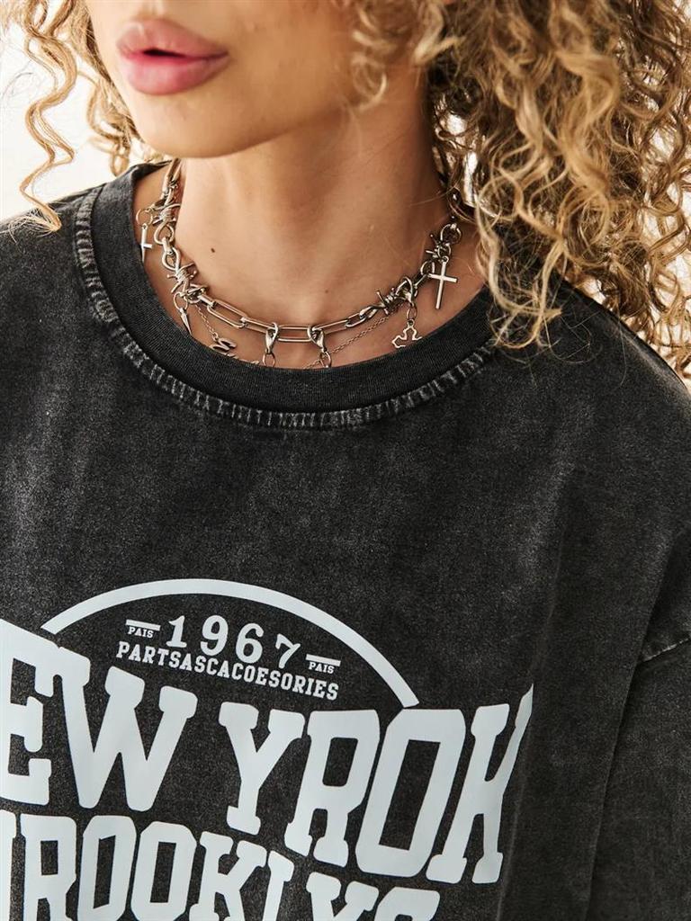 Trendy Vintage Black Washed Graphic Street Style Top