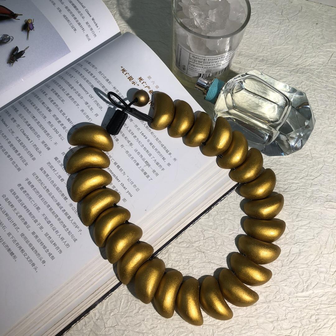 Monise Ebony Crescent Hand Made Leather Rope Light Luxury Fashion Heavy Industry Simple Versatile Necklace Necklace