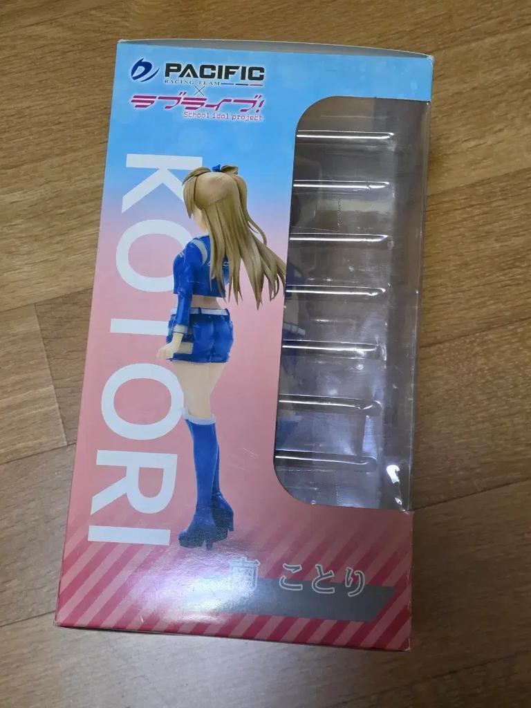 Fullkura Minami Kotori Resin Cast Figure