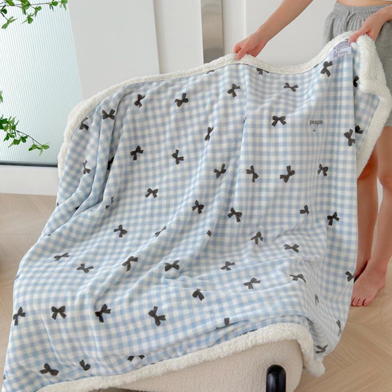 

Ковдра з коралового флісу та овчини: Літня шаль, чохол для офісного сну, гуртожитку та дивана 100*150cm Cover Blanket 1.3 lbs