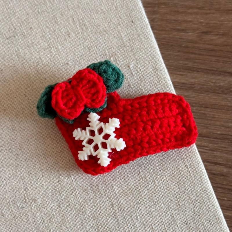 

2025 New Christmas Tree Hair Clips for Girls Soft Knitting Holiday Cute Xmas Duckbill Snap Hairpins for Women and Boy Girl
