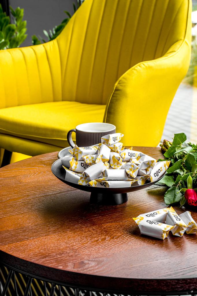 Loft round coffee table, black metal, wooden table, brown bench, 60cm