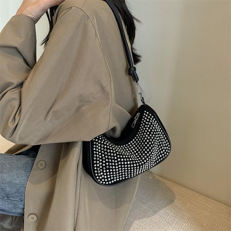 Elegant Silver Casual Handbag For Women Fashionable Vintage Underarm Bag