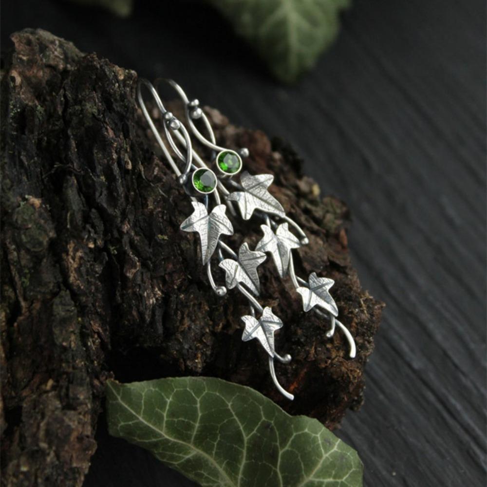 Ivy Plant Dangle Earrings - Elegant greenery-inspired jewelry, a lightweight gift for nature lovers.