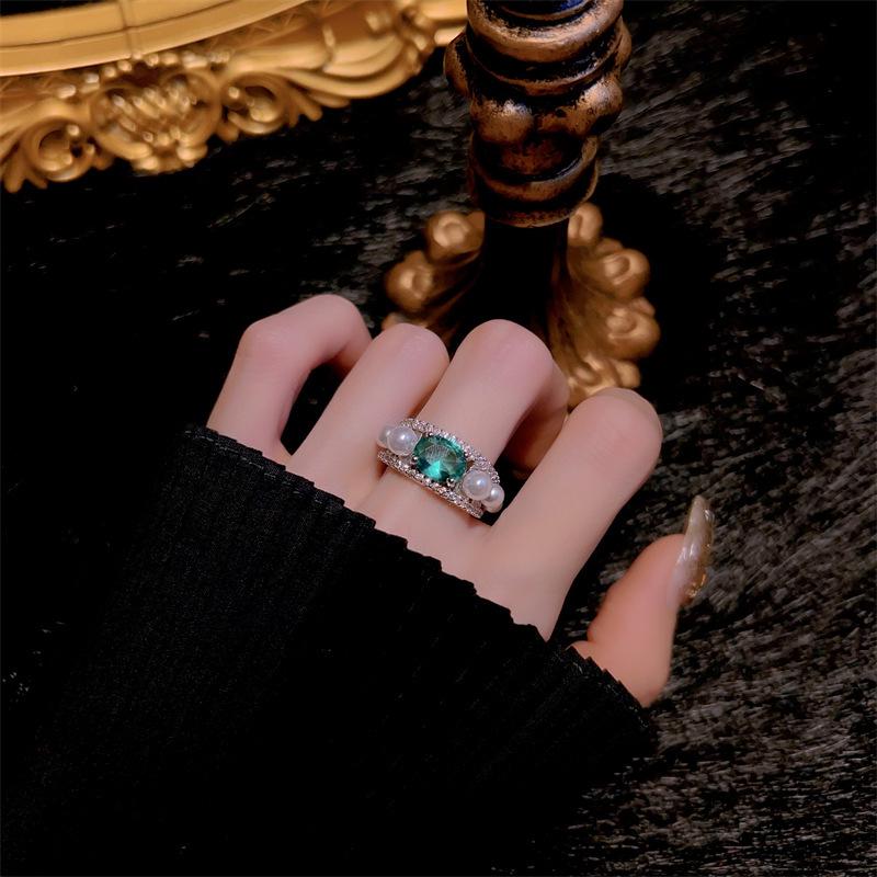 Women s Adjustable Retro Gemstone Pearl & Emerald Ring - Trendy, Elegant & High-End Open Adjustable
