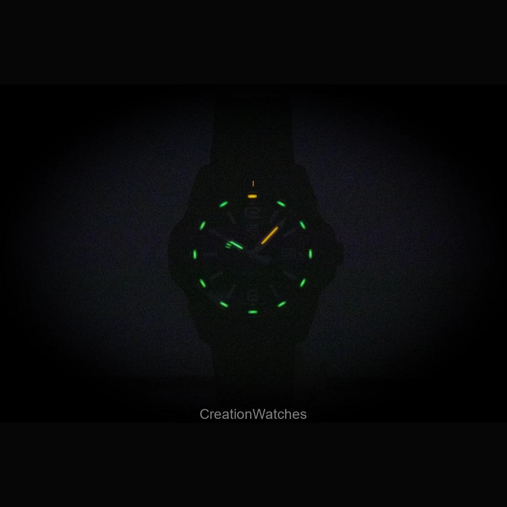 Luminox Pacific Diver Rubber Strap Blue Sunray Dial Quartz Diver's XS.3123.B 200M Men's Watch