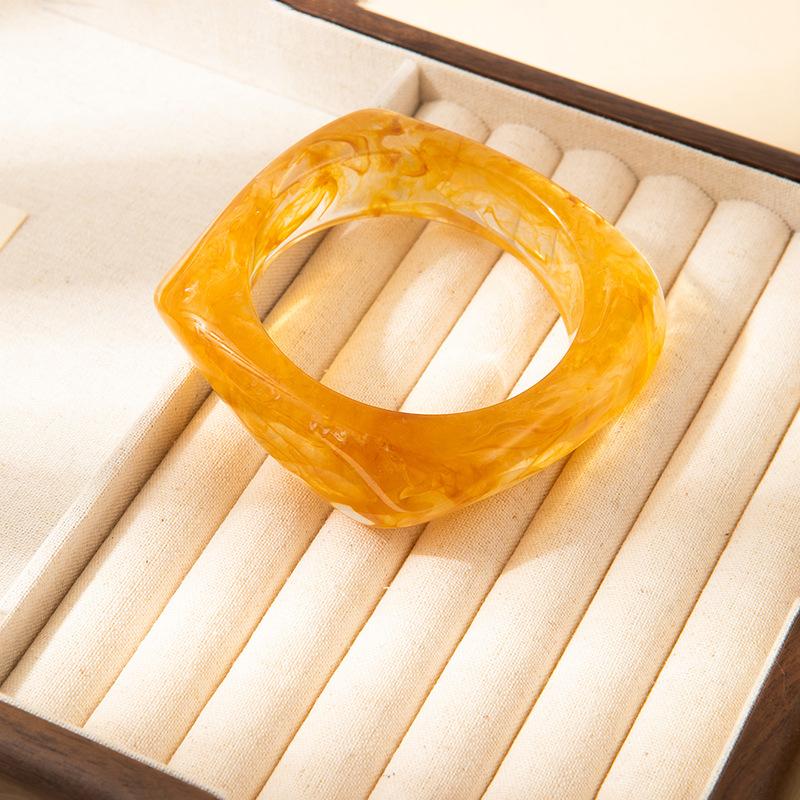 Amber Smudge Coffee Resin Bracelet, Simple Fashion Bracelet, Exaggerated Personality And High-End Jewelry