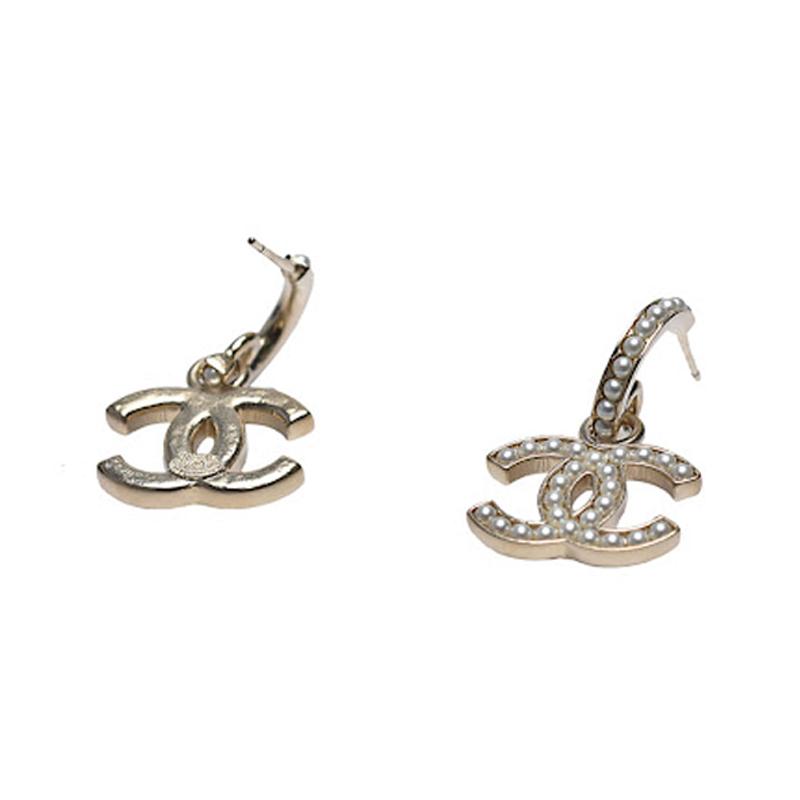 Chanel Pearl Classic Double C Pendant Pearl Earrings Gold
