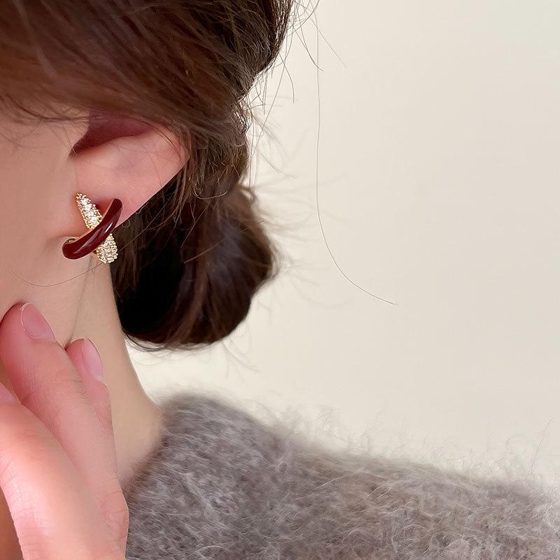 

Elegant Zircon Drip Oil Stud Earrings: 2024 Niche Design for Women