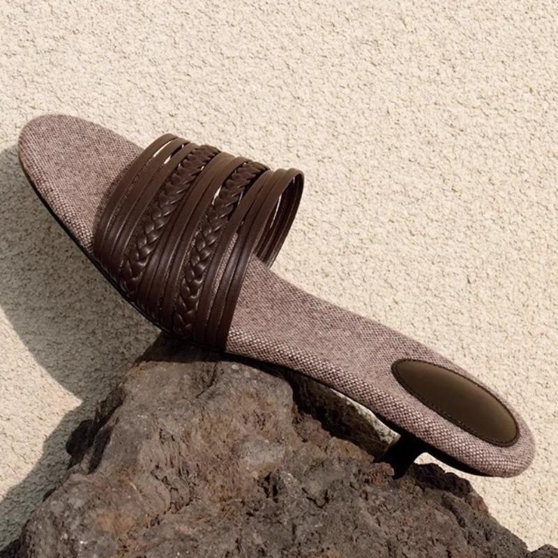 

Fashion Fashion fine heel cool drag women s summer new round head open toe soft bottom non-slip wear-resistant flip-flops 40