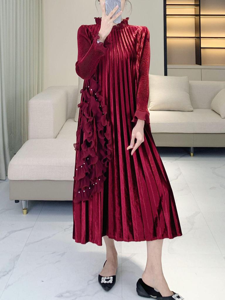 Elegantes Übergrößen-High-End-Samtkleid mit schwerer Perlenstickerei und Stickerei