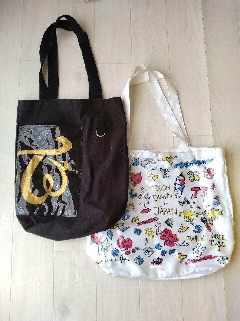 

[USED] TWICE Touchdown vinyl bag 2 piece set with bonus
