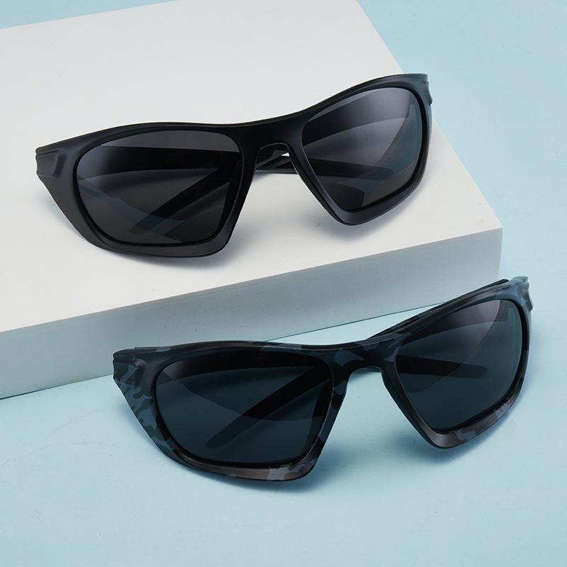 Unisex Polarized Camouflage Sports Sunglasses - Square Frame, Ideal for Cycling, Outdoor Fishing, and Trendy Wear